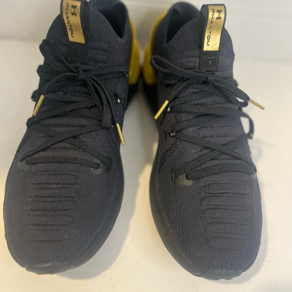 Under Armour Under Armor Shoes Hovr Phantom Mtlc M 3025520-003